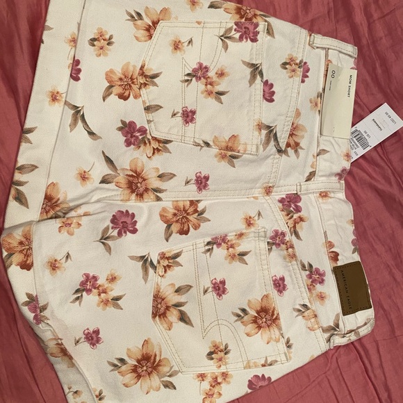 Mom short high rise size 00 American Eagle - Picture 4 of 5